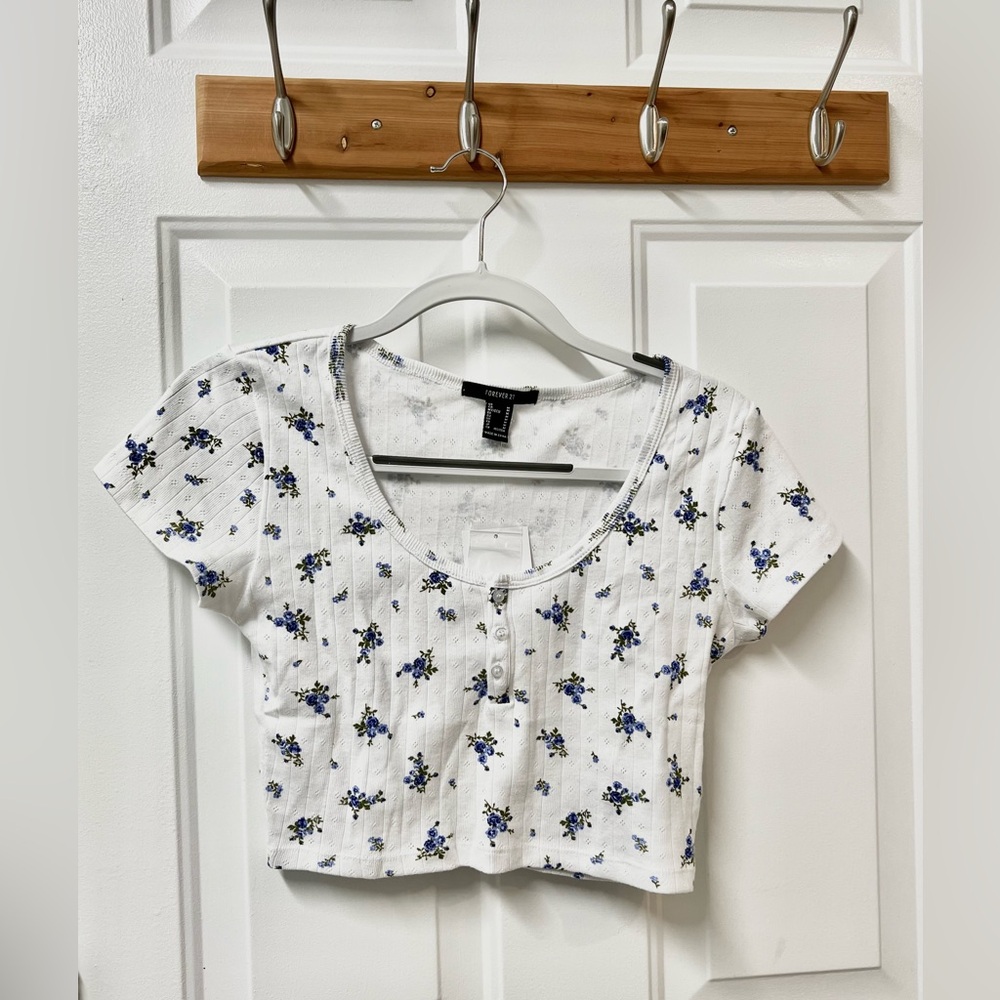FOREVER 21 FLORAL 90s CROP TOP